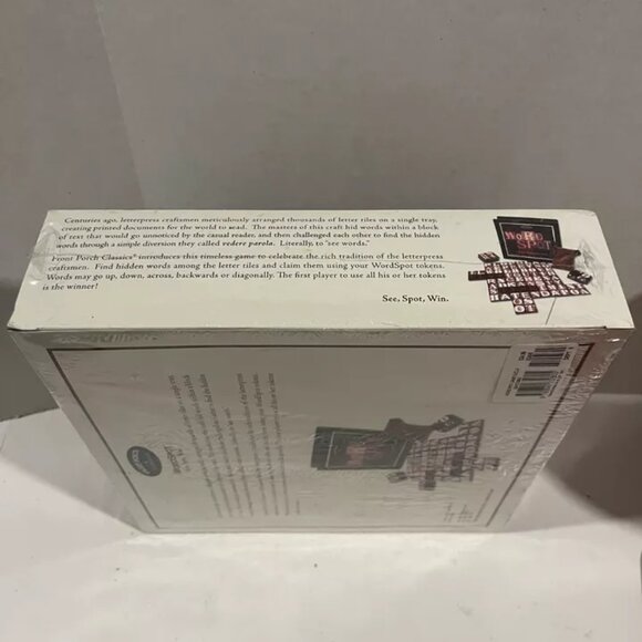 Word Spot A Classic Word Search Board Game Barnes & Noble SEALED New - Picture 6 of 6